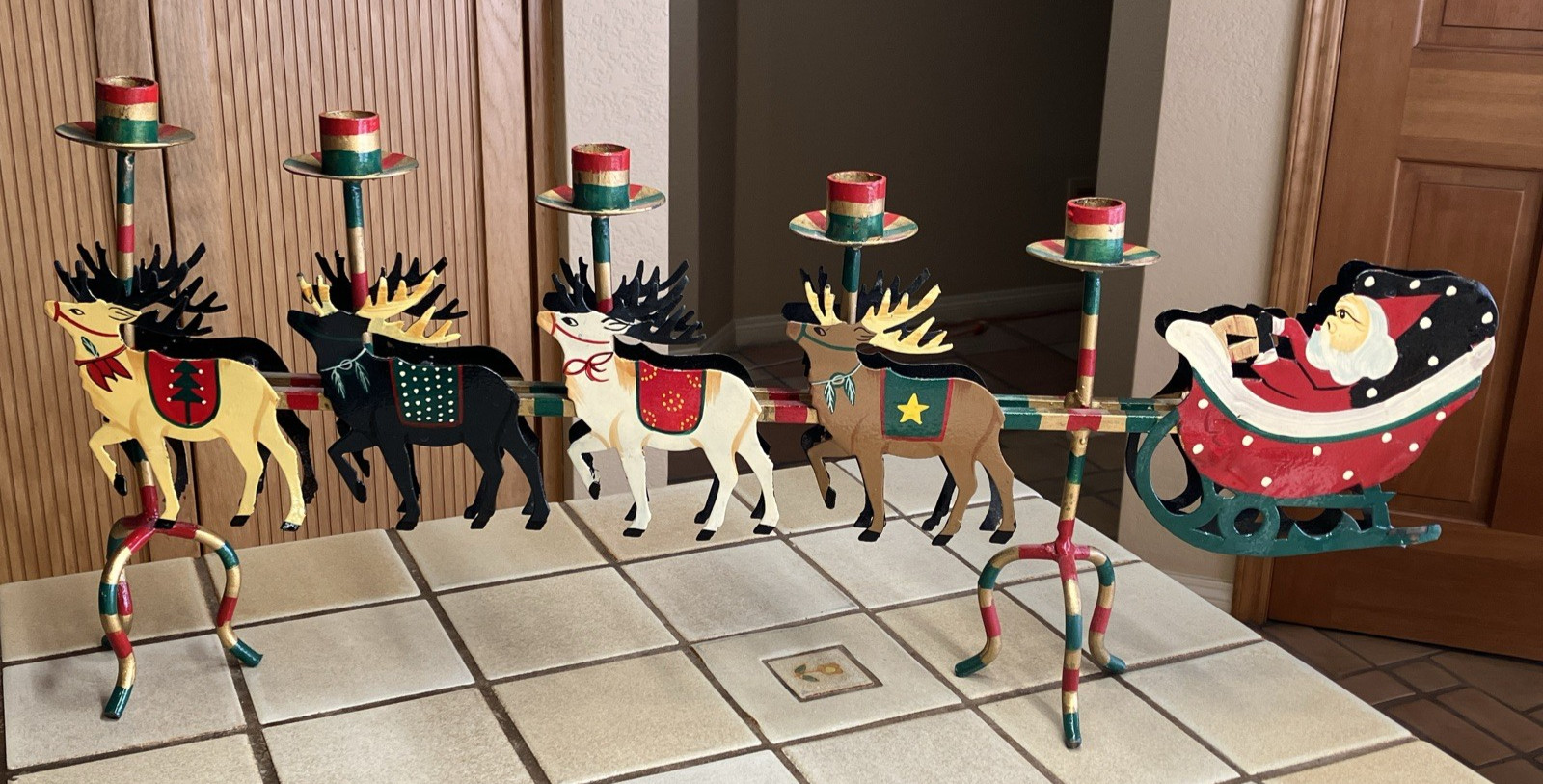 METAL FOLK SANTA 5 CANDLE HOLDER 25\