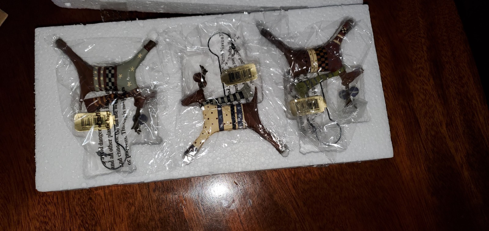 Williraye Studio 3 PC Reindeer With Scarves Folk Art  Christmas Ornaments