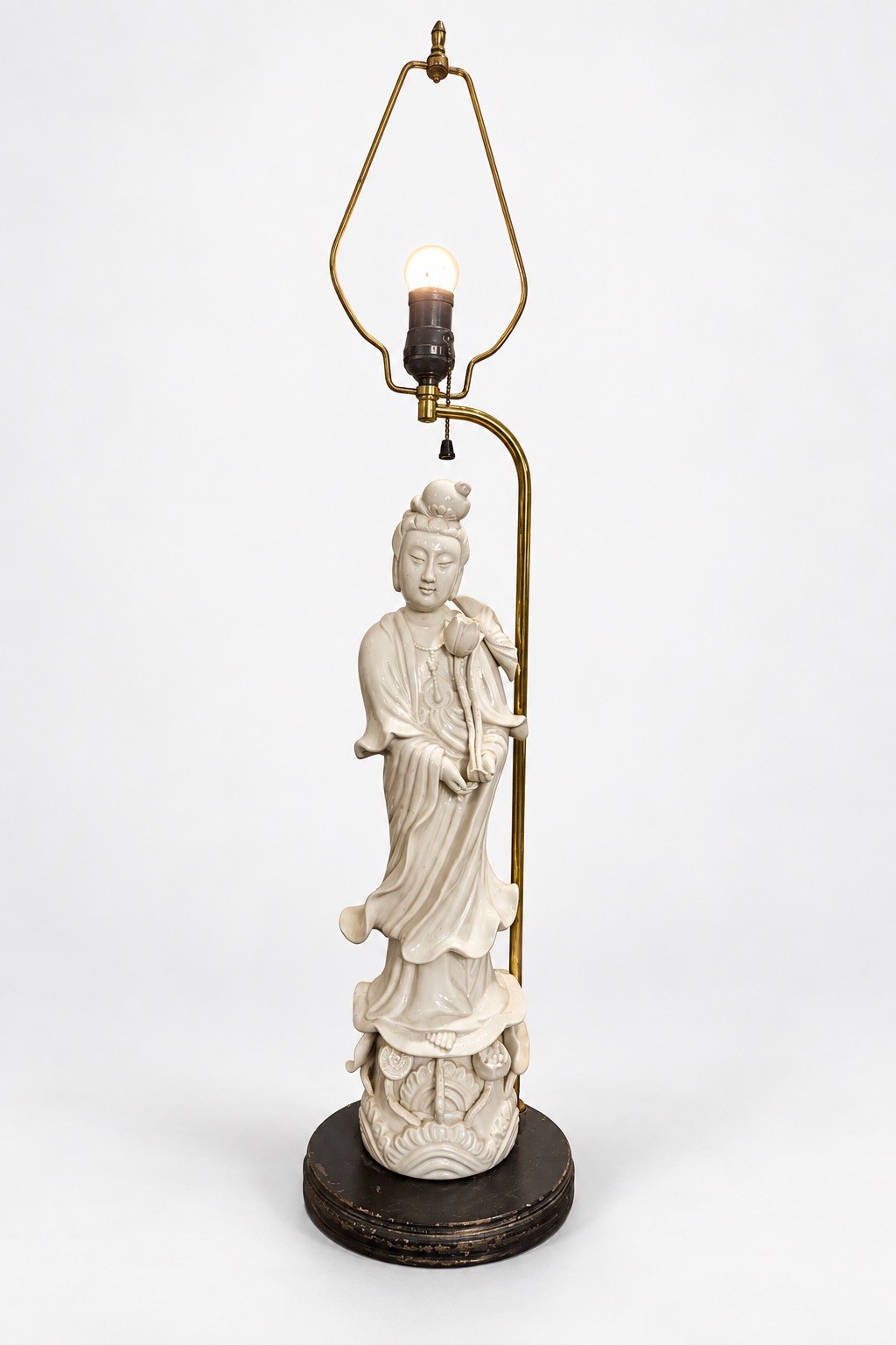 Vintage Fine Seyei China Nagoya Japan Guanyin Blanc de Chine Table Lamp