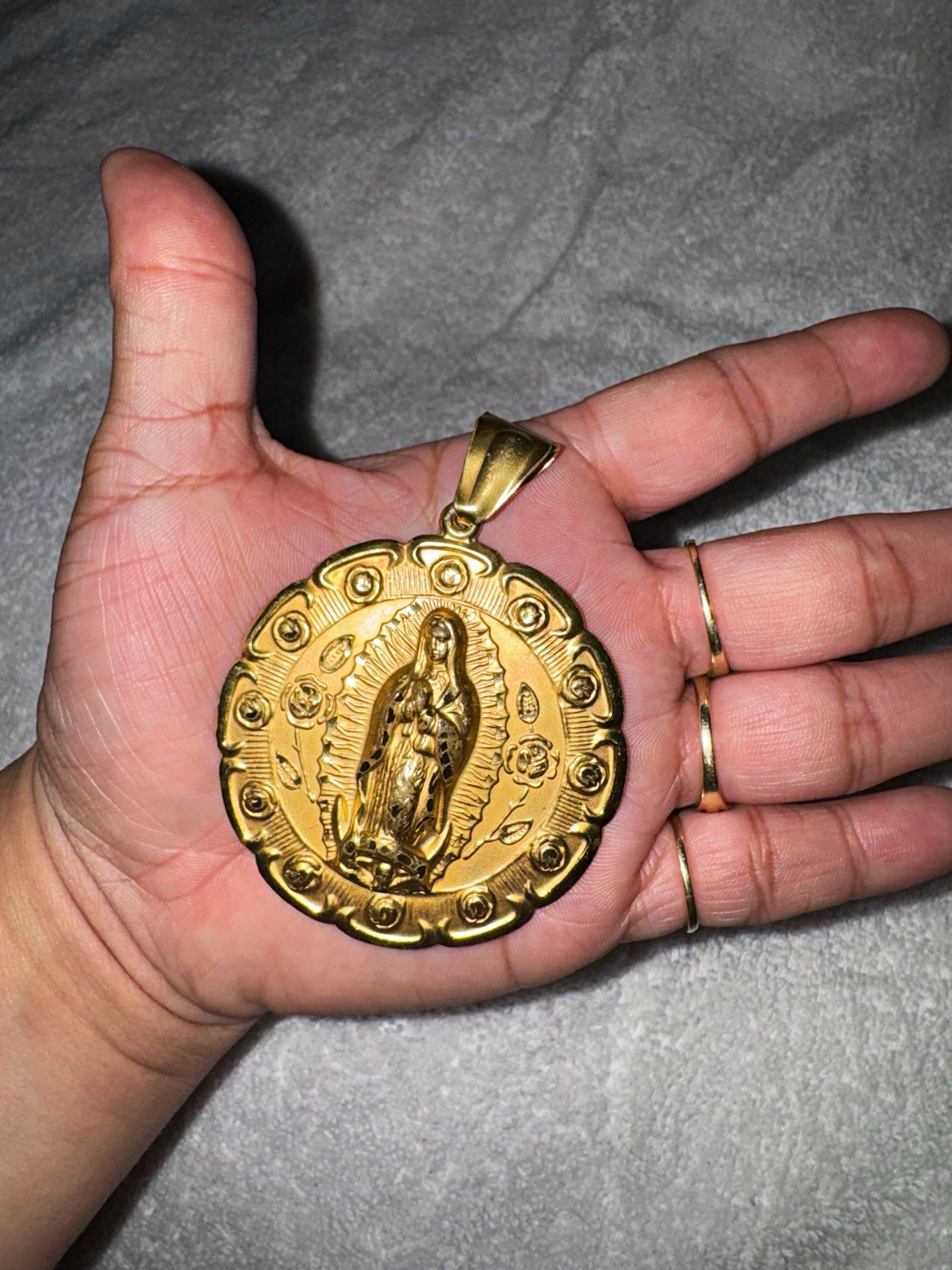 Gold Plated Christian Religious Medal Pendant Virgin Mary & Jesus Double-Sided Gold Plated Christian Religious Medal Pendant Virgin Mary & Jesus Double-Sided