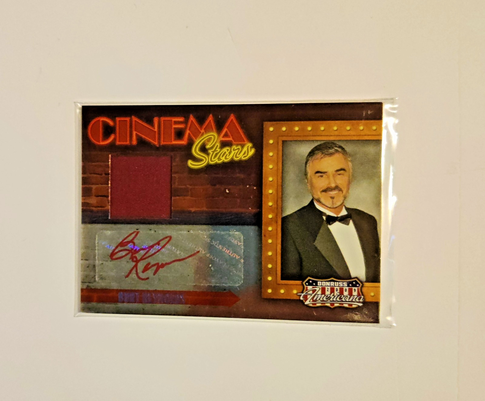 2009 Donruss Americana Burt Reynolds Cinema Stars PATCH AUTO /50 Reddish Brown 2009 Donruss Americana Burt Reynolds Cinema Stars PATCH AUTO /50 Reddish Brown