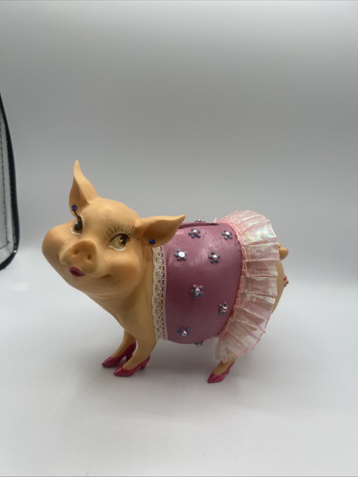 Sassy Fancy Pig Piggy Bank Figurine In Pink Dress & High Heels Lipstick Fun Sassy Fancy Pig Piggy Bank Figurine In Pink Dress & High Heels Lipstick Fun