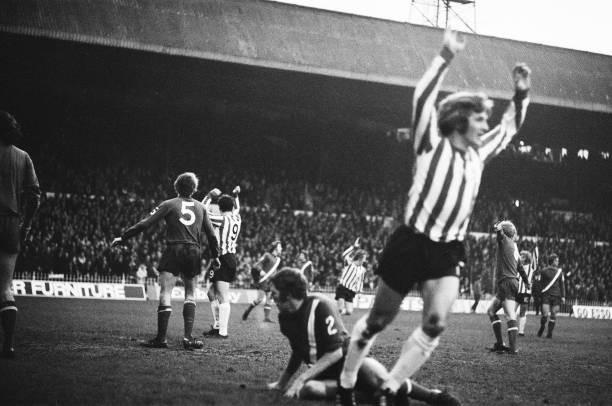 Sheffield United\'s Alan Woodward celebrates his goal 9th December - Old Photo