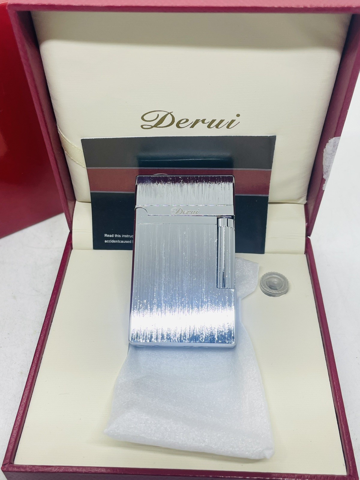 Amazing Silver plated Collectable Vintage gas lighter soft flame old school NOB
