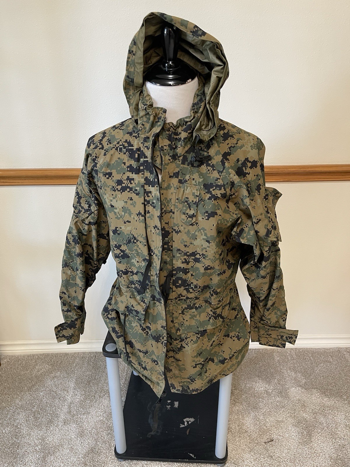 Genuine USMC APECS GorTex Parka Jacket Woodland MARPAT  Large Regular