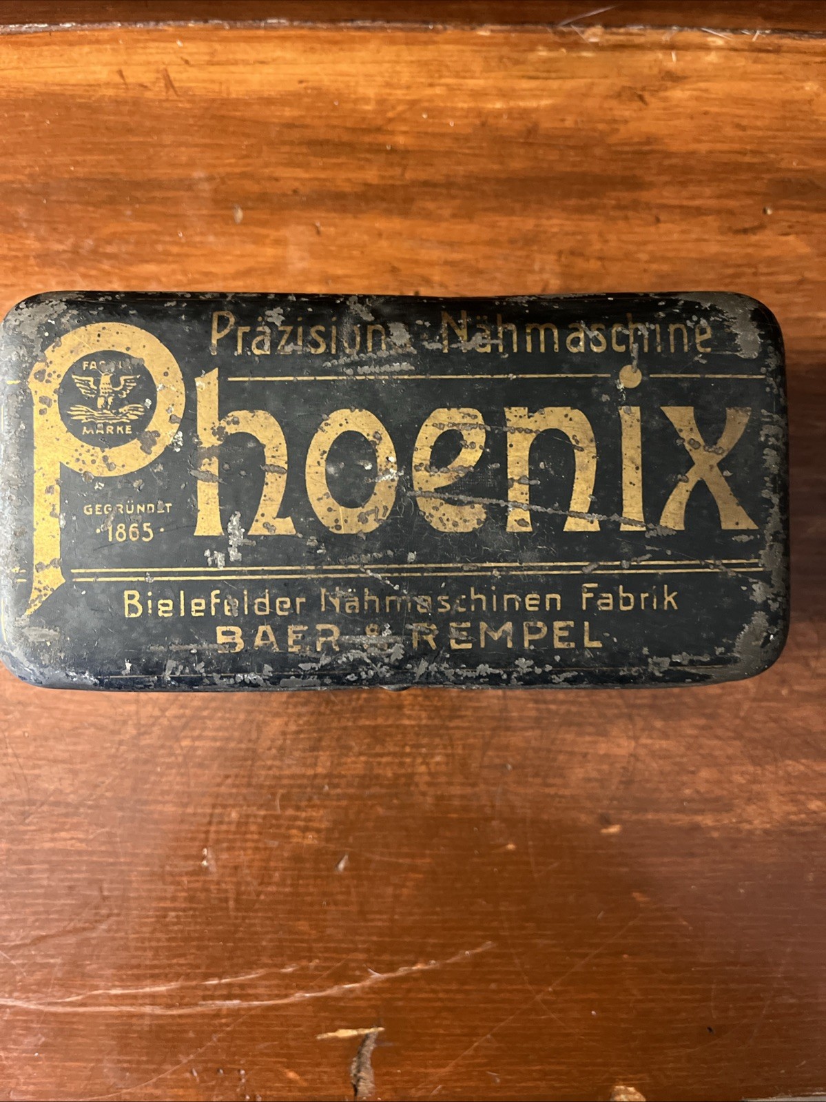 Vintage Phoenix Parts Tin In German. Vintage Phoenix Parts Tin In German.