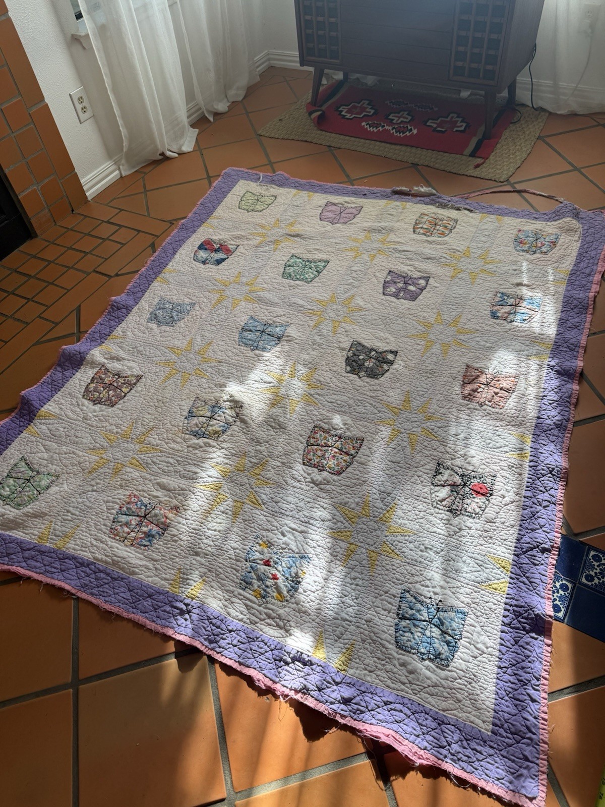 Antique Vintage Hand Made Quilt Star wedding Band Daisy Flower Folk Art 78x65