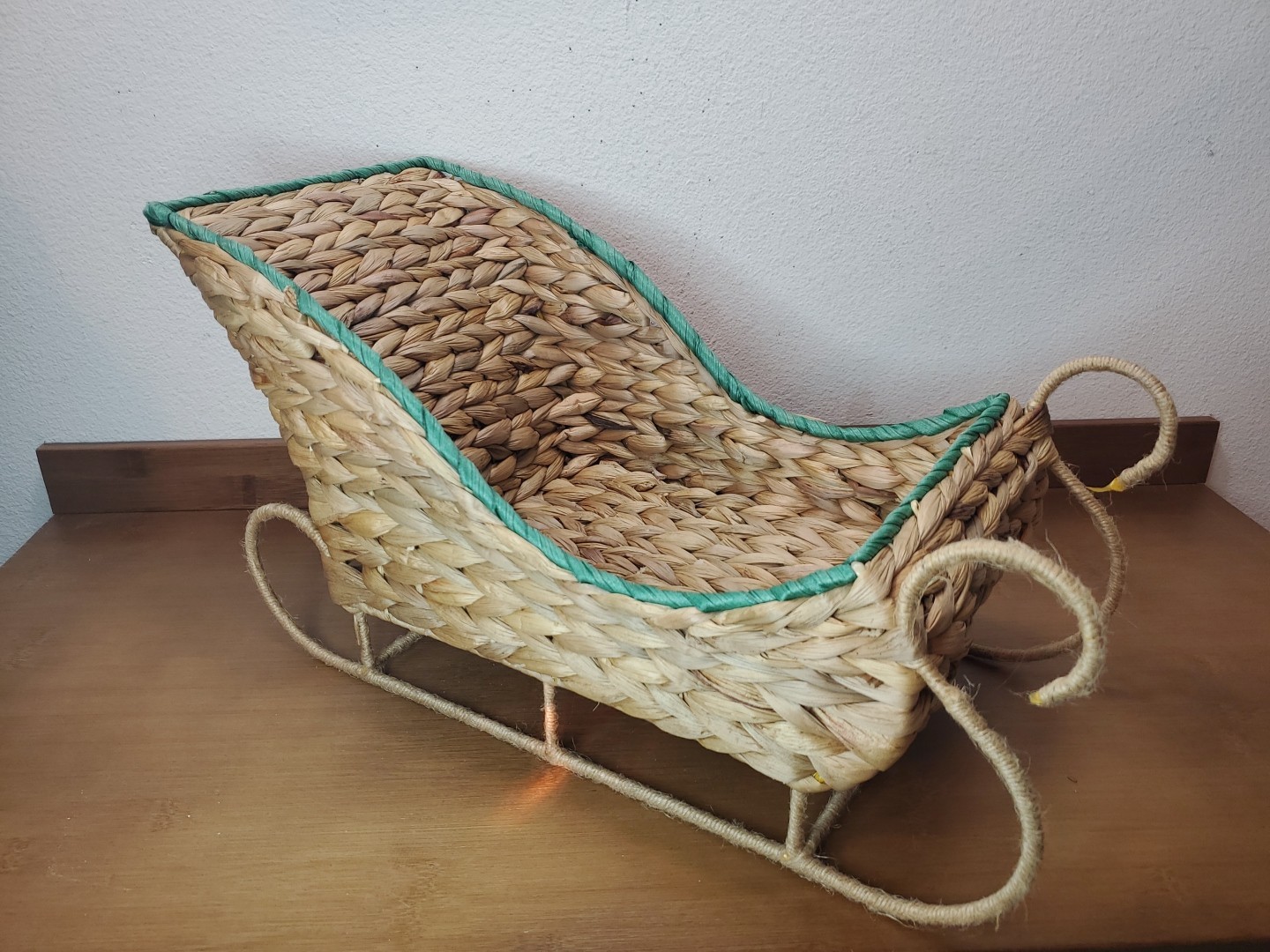 Large Christmas Sleigh Basket Wicker Woven Centerpiece Green Tabletop 18\