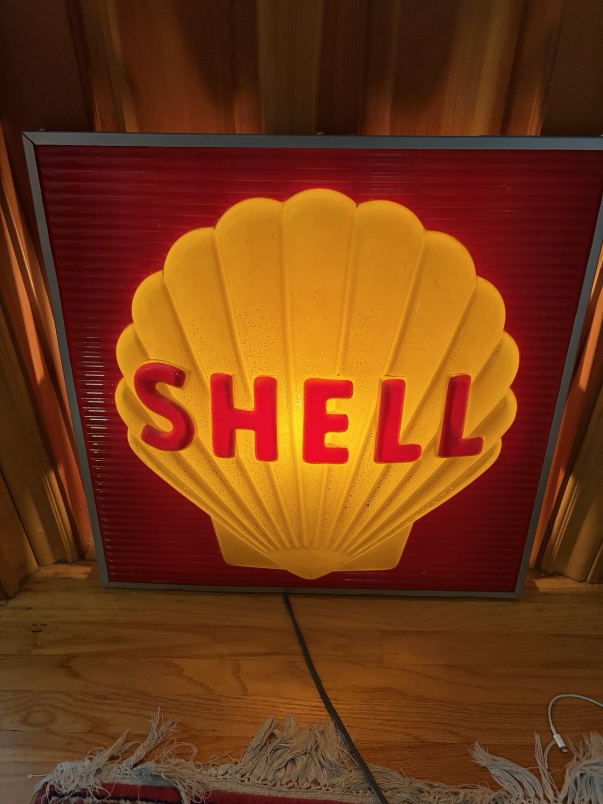 Vintage Shell sign 1970’s gas station Plastic 2’ X2’  Lighted