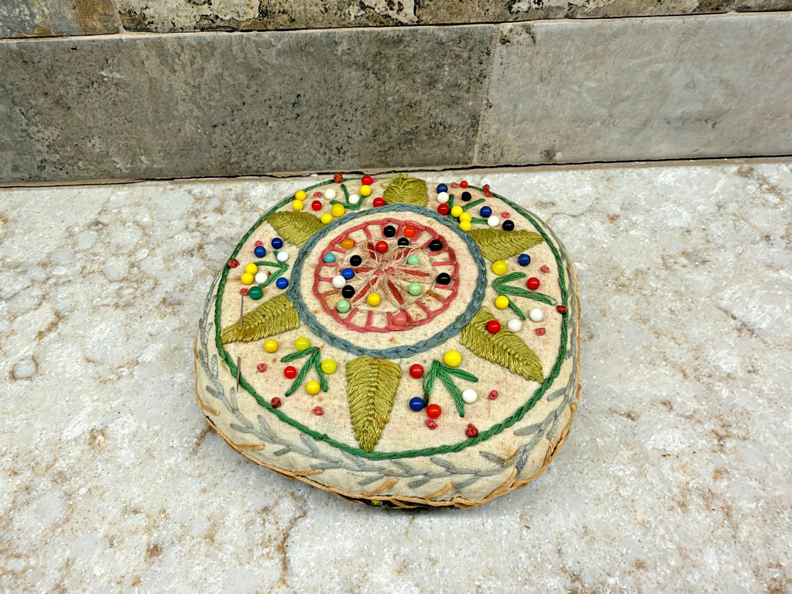Vintage Embroidered 4.5\ Vintage Embroidered 4.5\
