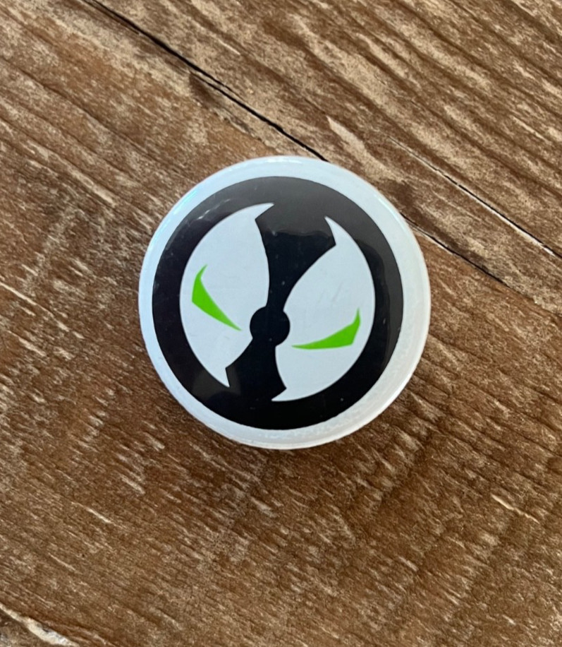 Todd McFarlane's SPAWN Collectible Pinback button  RARE & Vintage 1992