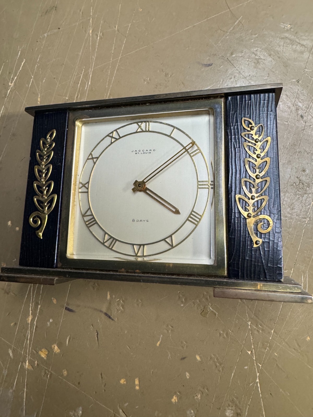 Vintage Jaccard windup desk or travel clock. NOT WORKING Vintage Jaccard windup desk or travel clock. NOT WORKING