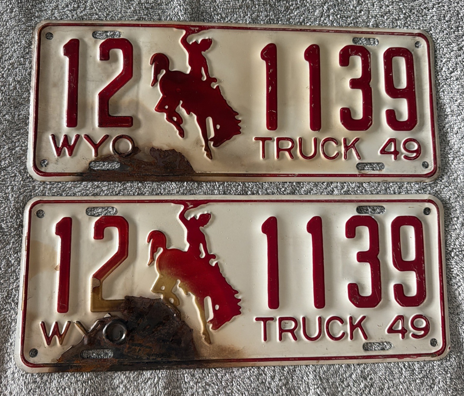 Vintage Wyoming 1949 Truck Plates