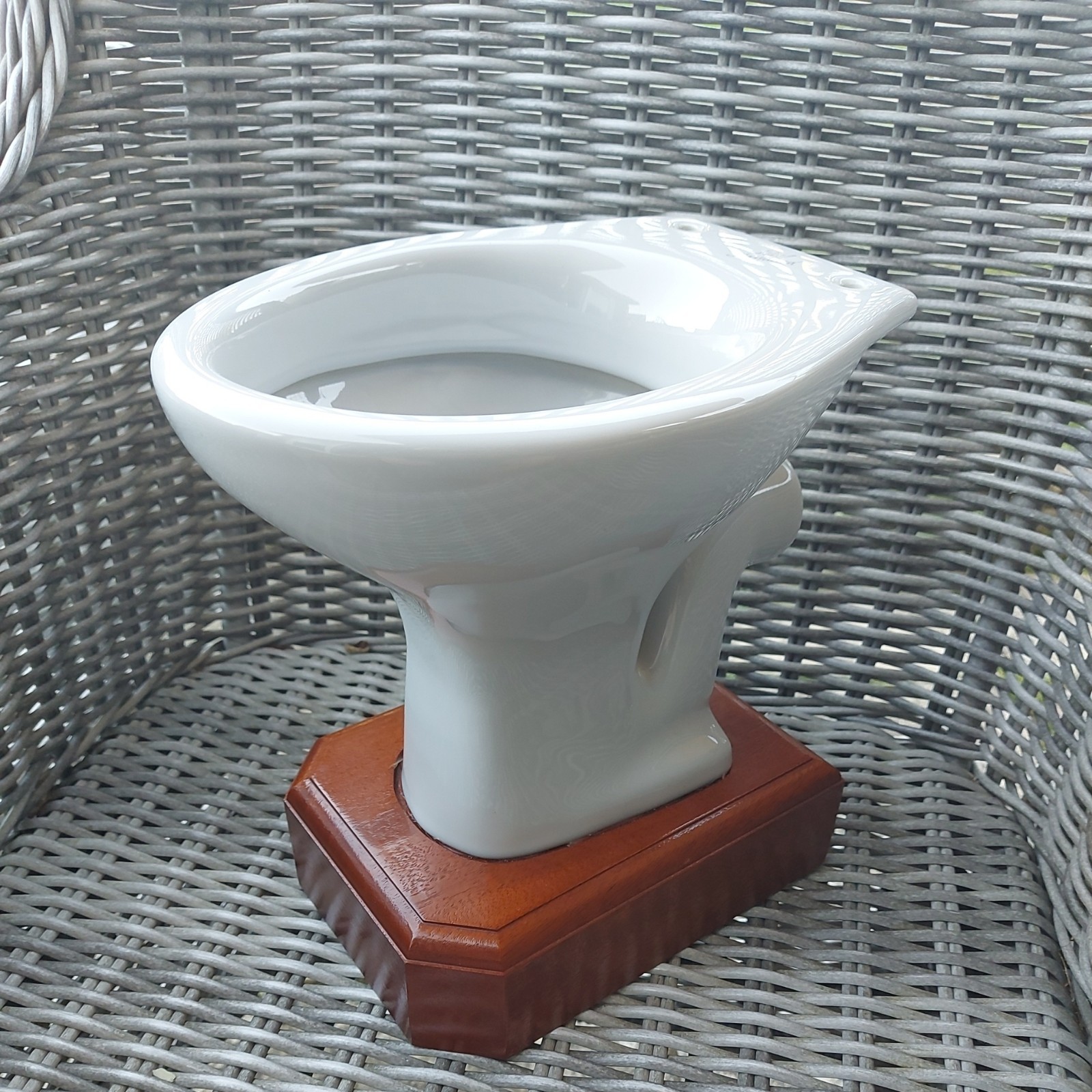 VINTAGE IDEAL STANDARD SALESMANS SAMPLE TOILET IN 1970'S LIGHT GREY 7 1/2
