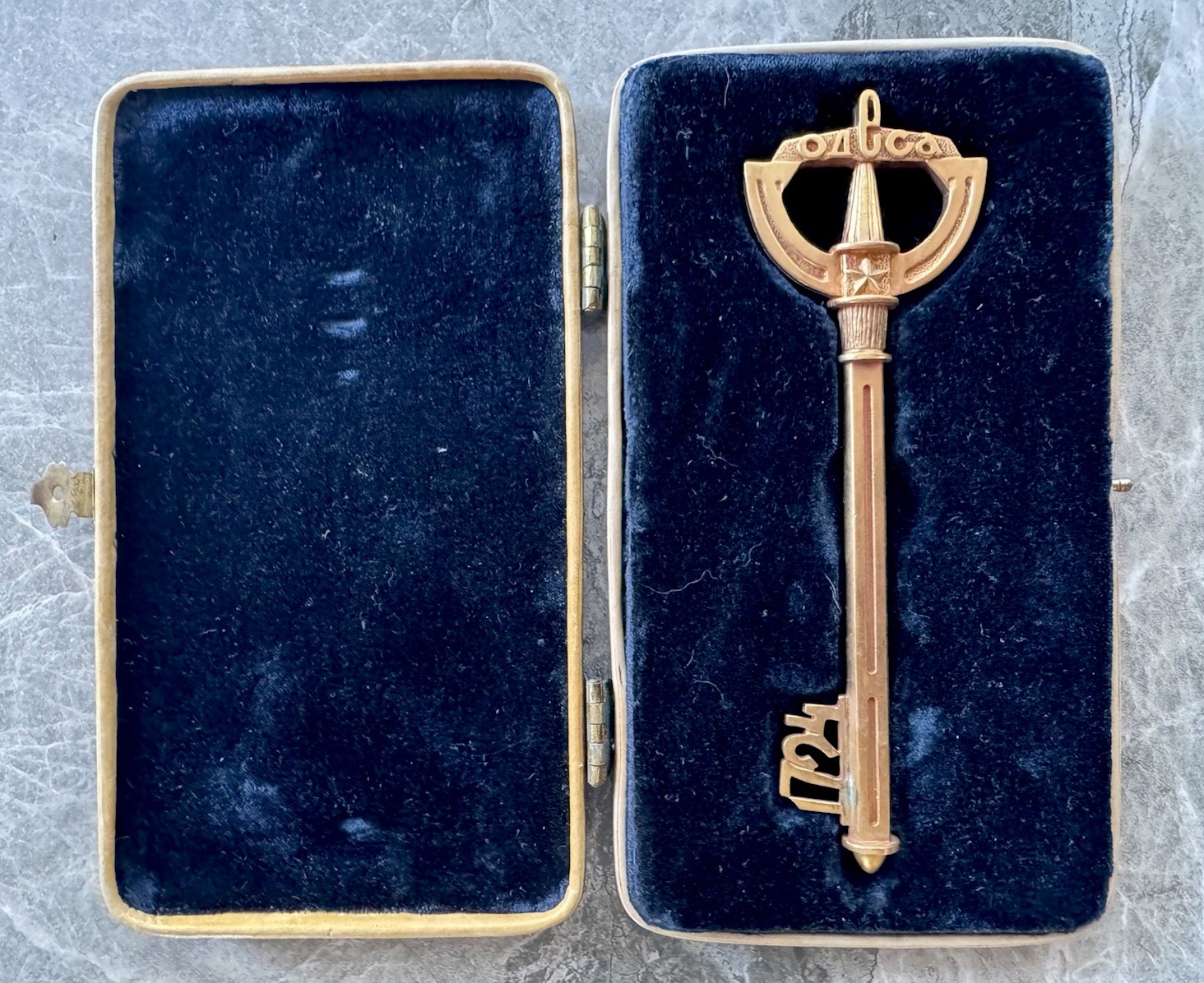 Vintage Odessa Ceremonial City Key USSR Presentation Souvenir Original Case