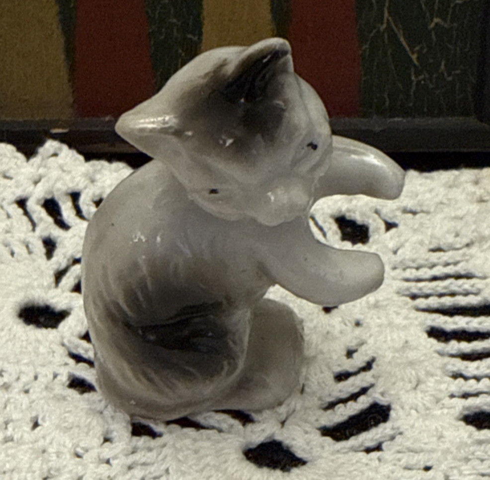 Vintage Miniature Kitten Cat Figurine Figure