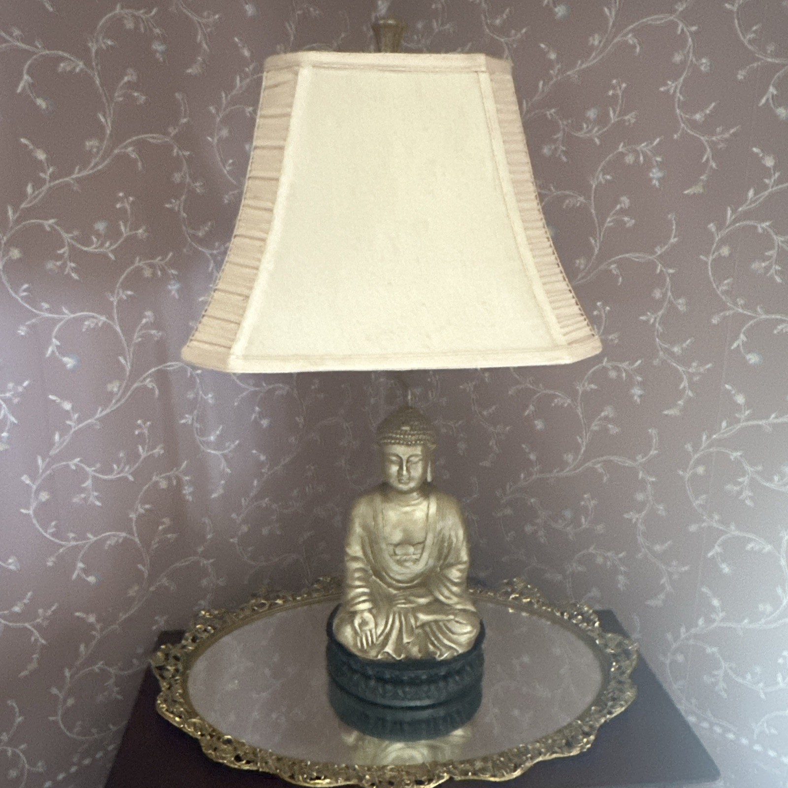 Rare Sitting Buddha Shakyamuni Table Lamp Mint Condition