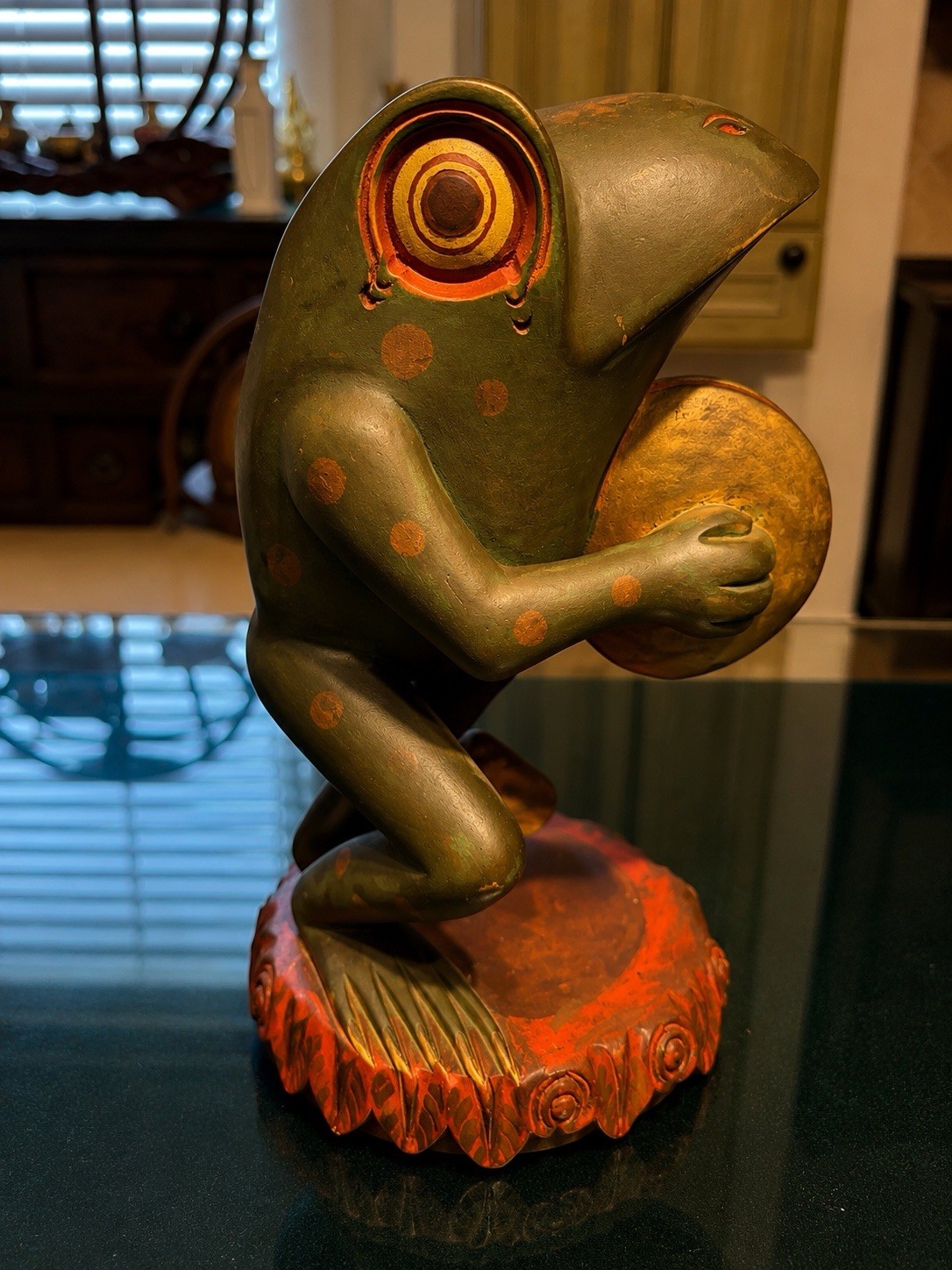 Arthur Court STYLE 1980 Hand-Carved Musical Frog Sculpture – 16” Folk Art