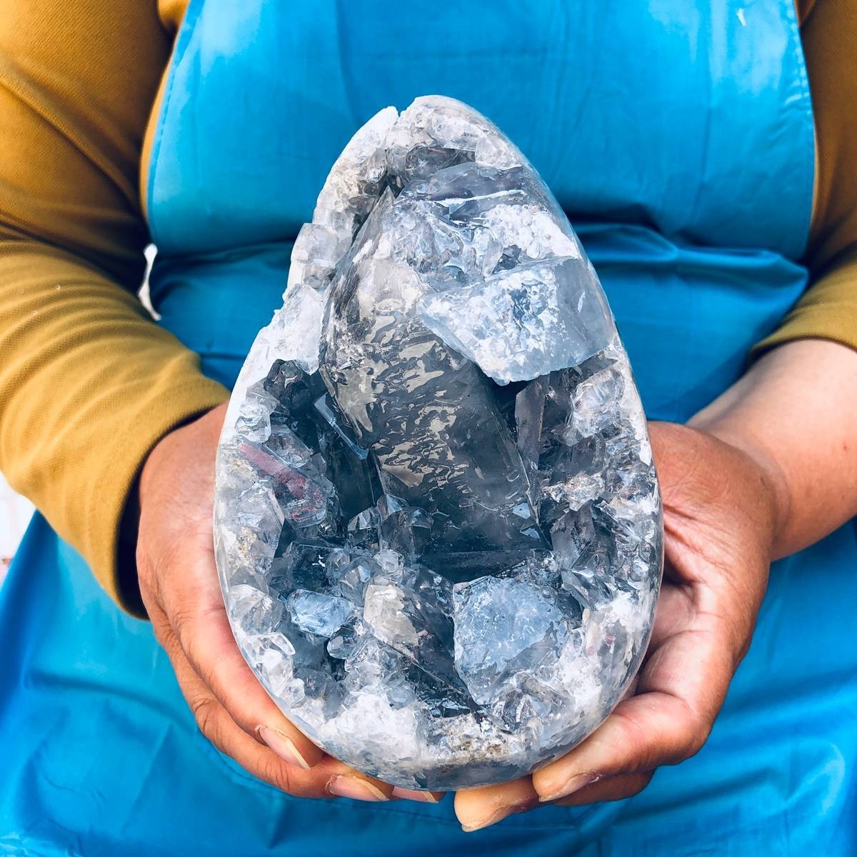 4.57LB Natural Blue Crystal Cave Quartz Crystal Mineral Specimen Reiki Healing