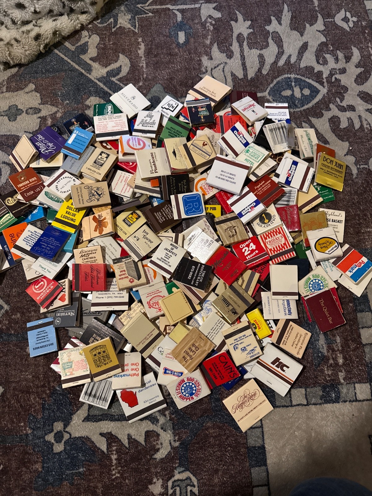 Vintage Matchbook Lot of 100+ UNSTRUCK Unused Mixed Advertising Ephemera Vintage Matchbook Lot of 100+ UNSTRUCK Unused Mixed Advertising Ephemera