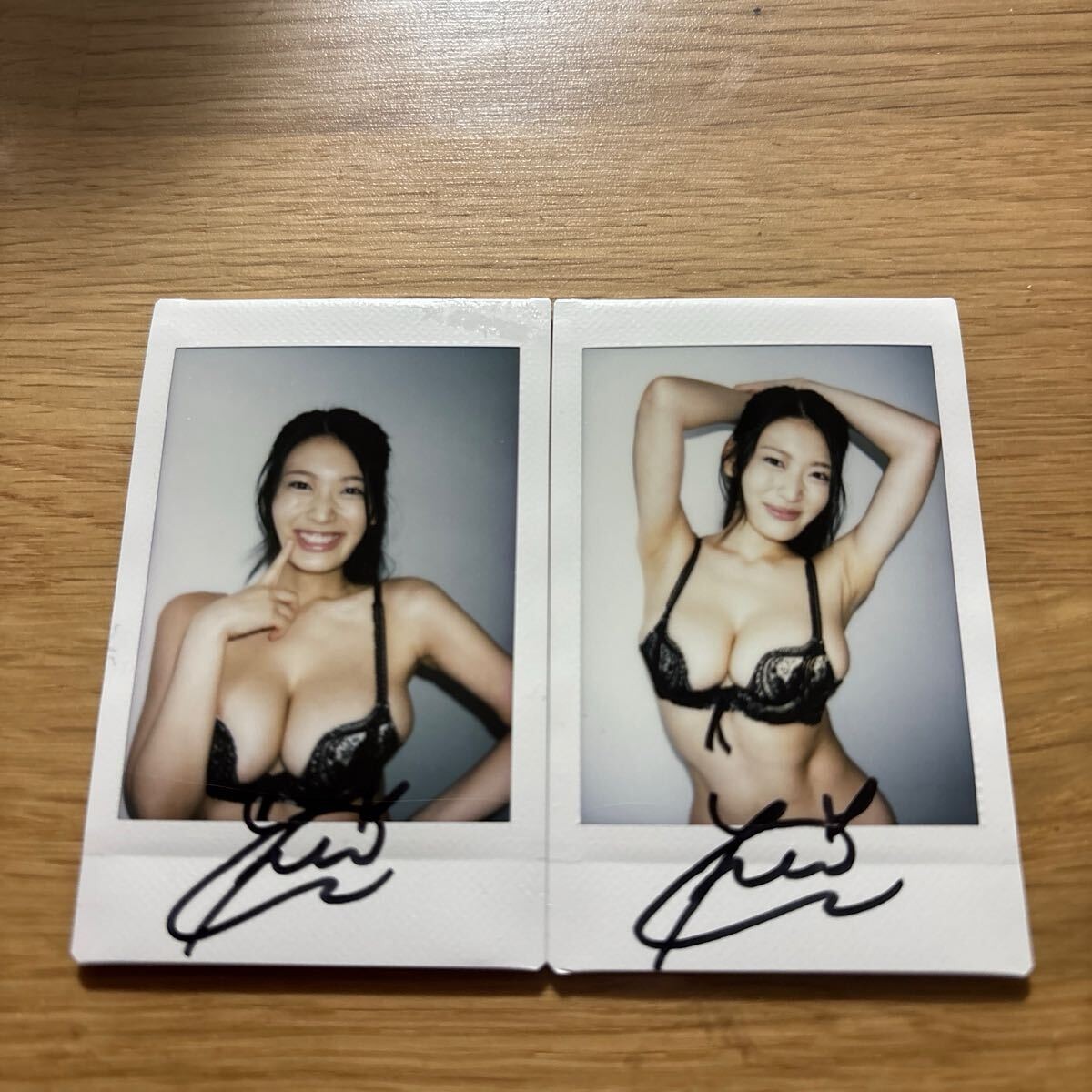 Kei Fubuki Auto Autographed Signed Cheki Set of 2 Japanese Idol Kei Fubuki Auto Autographed Signed Cheki Set of 2 Japanese Idol