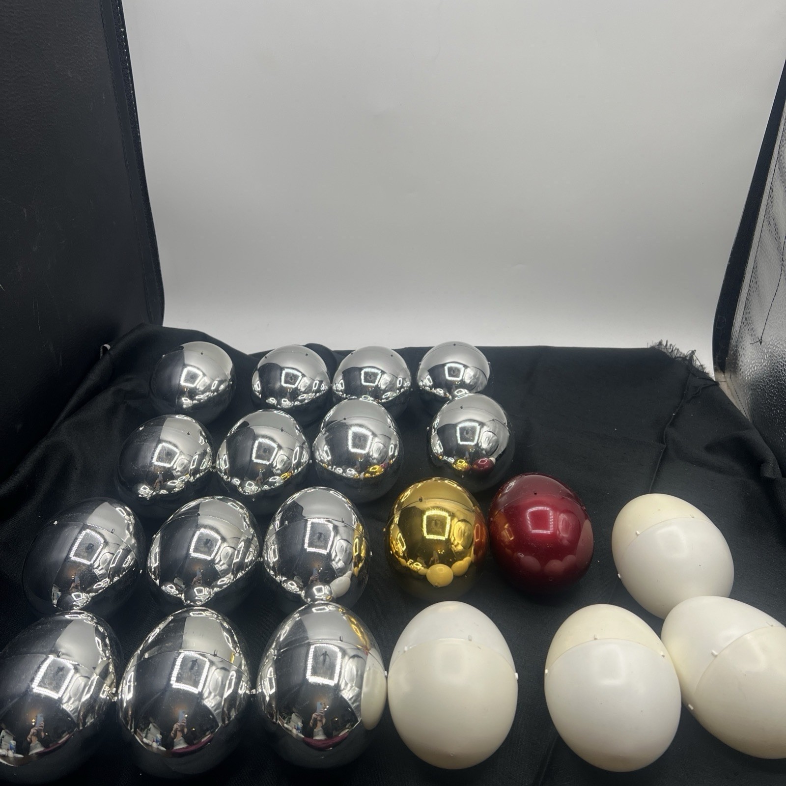 Lot of 20 Vintage Leggs Eggs Empty Multi Colors 4 x 2 inch Gold Silver White