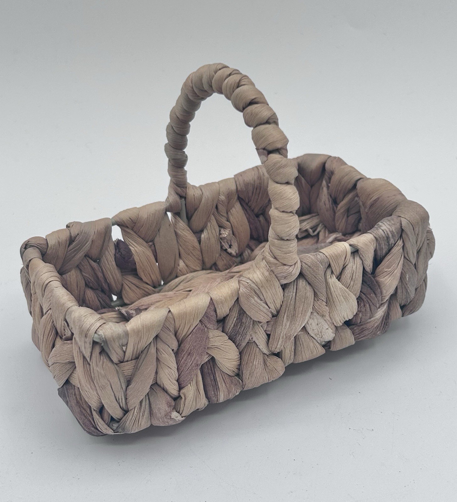 Vintage Reed Wooden Mini Basket Natural Tan 5.25 Vintage Reed Wooden Mini Basket Natural Tan 5.25