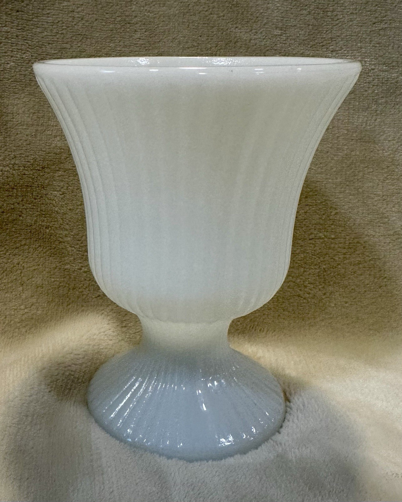 Vintage E.O. Brody Co. White Milk Glass Ribbed Pedestal Vase M7000 Vintage E.O. Brody Co. White Milk Glass Ribbed Pedestal Vase M7000