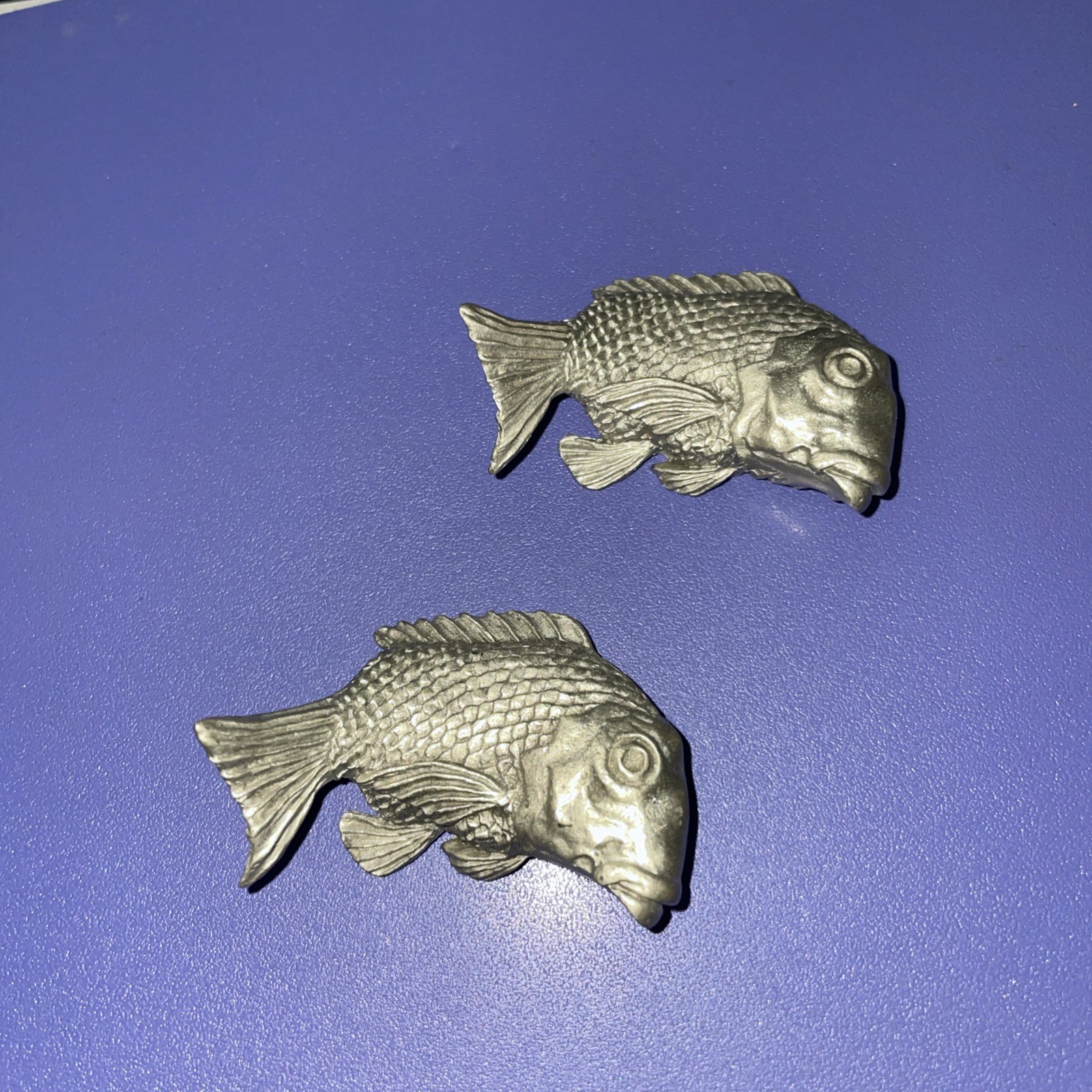 VTG Royal Selangor Pewter Chop Stick Rests in the Form of Fish Set of 2 VTG Royal Selangor Pewter Chop Stick Rests in the Form of Fish Set of 2