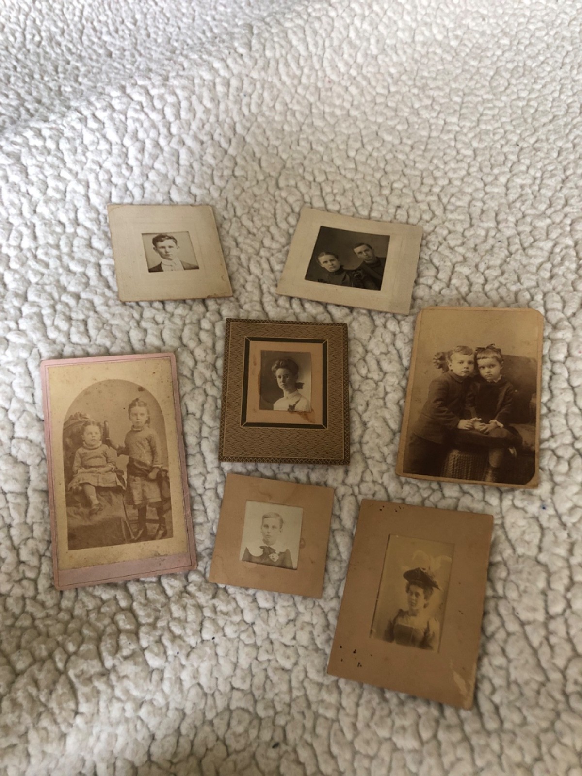 Lot of 7 Antique Photographs 1890s-1910s Victorian Edwardian Family Portraits