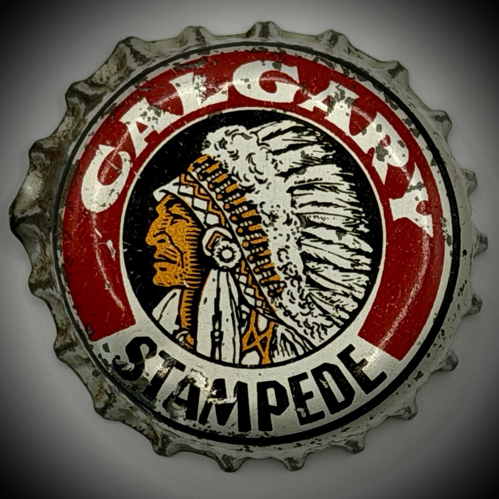 Vintage CALGARY STAMPEDE Indian Chief Cork Beer Bottle Cap ALBERTA, CANADA Crown Vintage CALGARY STAMPEDE Indian Chief Cork Beer Bottle Cap ALBERTA, CANADA Crown