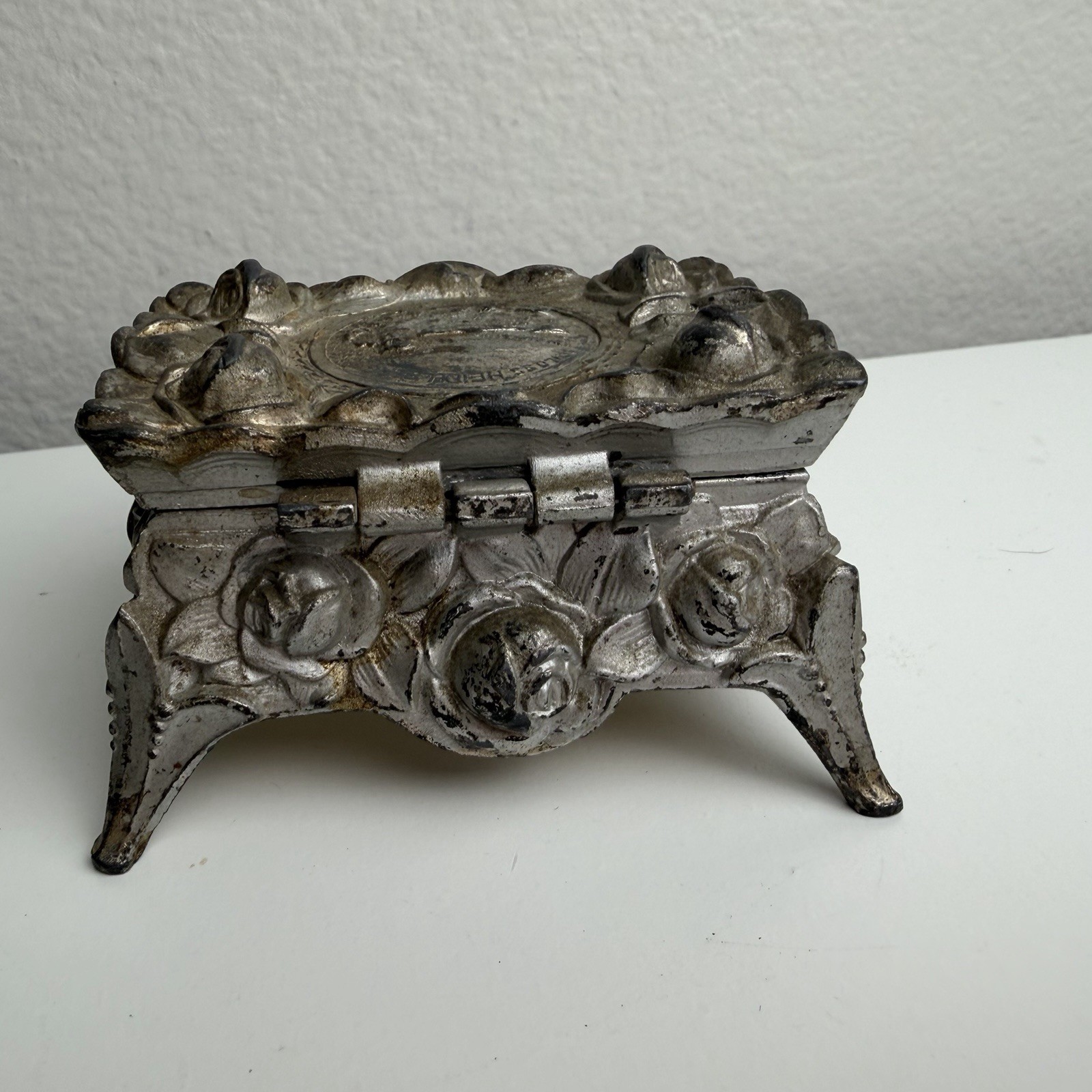 Vintage Schloss Heidelberg Floral Jewelry Casket Trinket Box Footed 3.5”