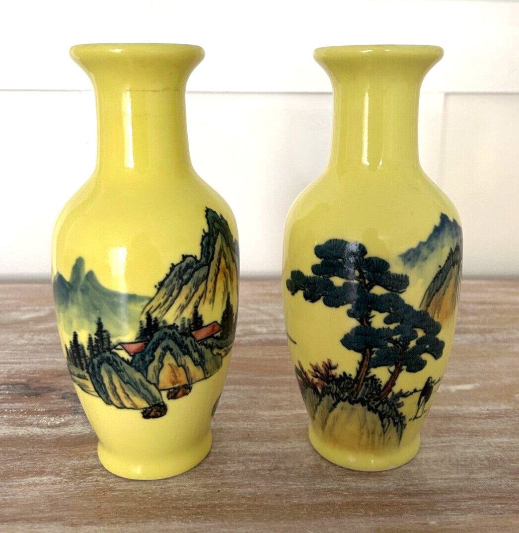 Vintage pair of  ROC Porcelain 8