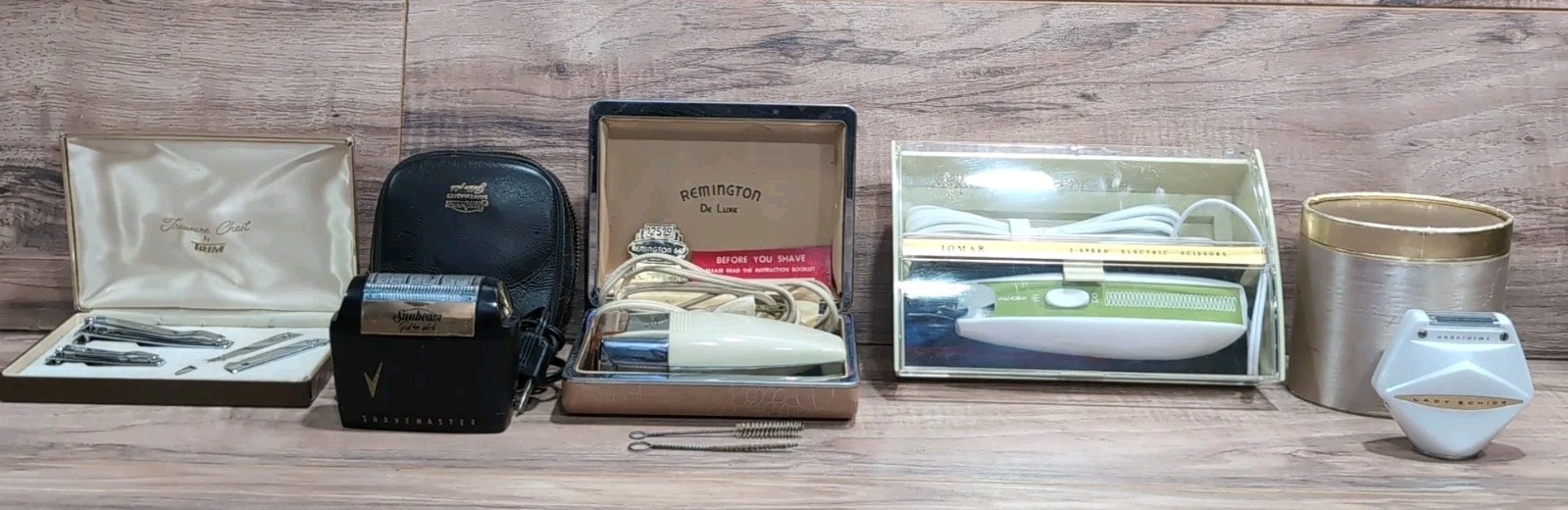 Vintage Mid Century Grooming Electronics Lot Sunbeam Remington Shaver Scissors Vintage Mid Century Grooming Electronics Lot Sunbeam Remington Shaver Scissors