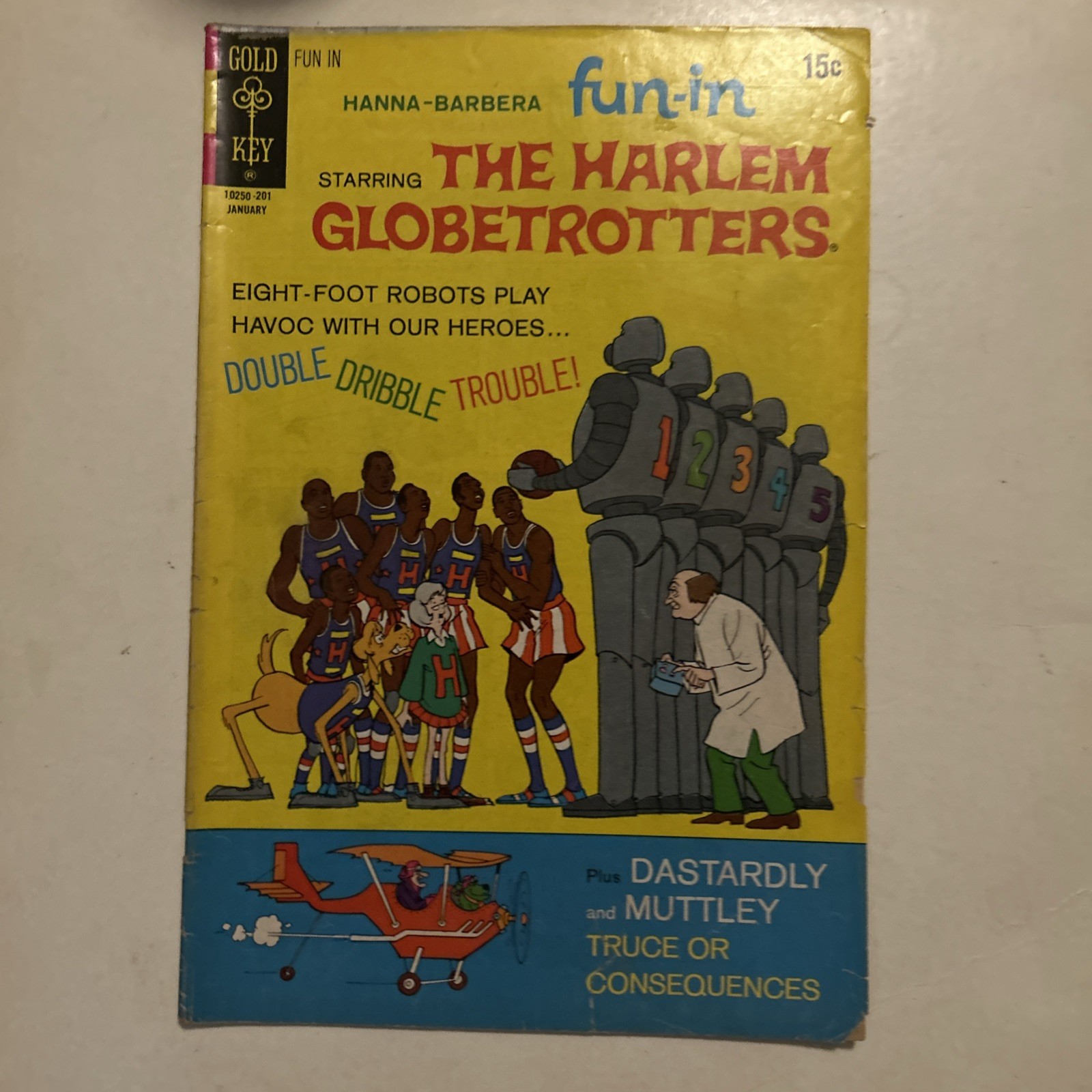 Hanna-Barbera Fun-in w/The Harlem Globetrotters ~ Gold key ~ No.10 Jan. 1972~5.5