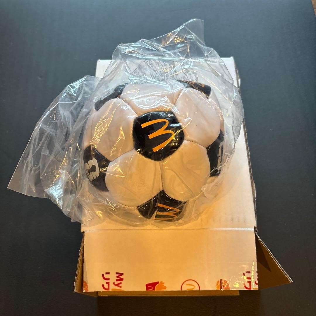 Mcdonald\'s World Cup Soccer Ball Novelty Rare Fast Food Model Sport Limited Edit