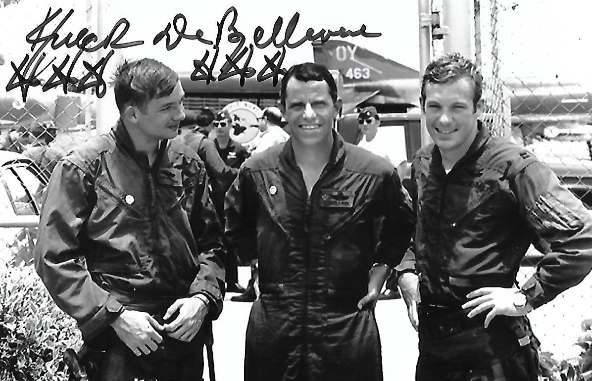 Charles DeBellevue signed/auto 4x6 photo Vietnam War Ace Pilot Rare COA LOOK