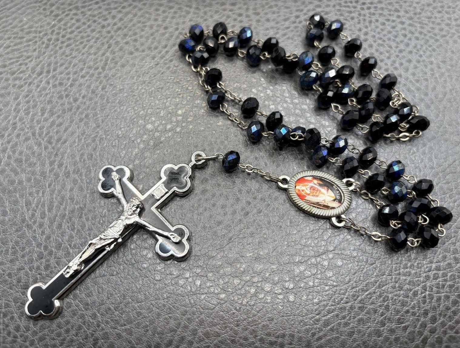 Vintage Black AB Oil Slick Bead Rosary Necklace Crucifix Pope Silver Tone 26” Vintage Black AB Oil Slick Bead Rosary Necklace Crucifix Pope Silver Tone 26”