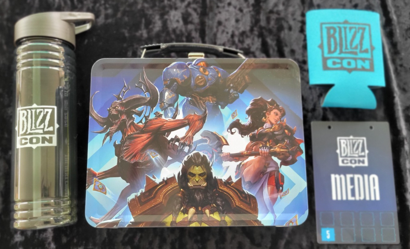 2026 BlizzCon Blizzard Convention Lunchbox ~Water Bottle~ Koozie~Press Pass LOT 2026 BlizzCon Blizzard Convention Lunchbox ~Water Bottle~ Koozie~Press Pass LOT