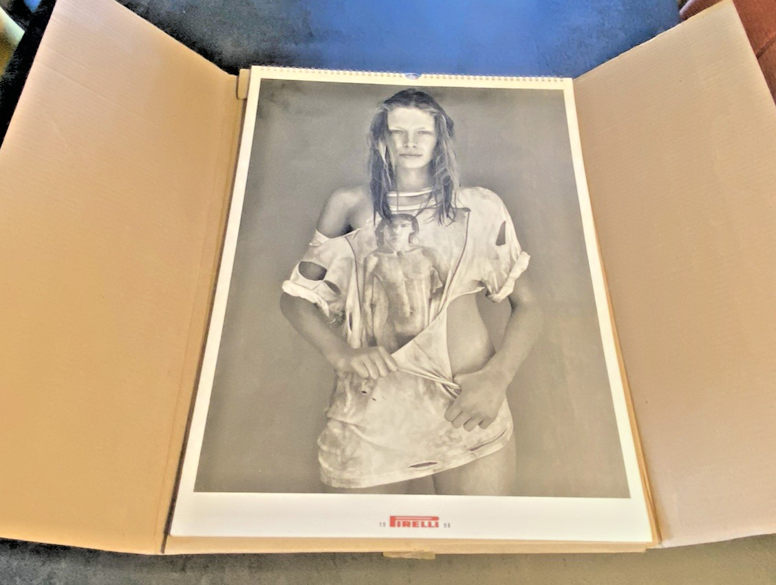 1998 Pirelli Calendar with Original Cardboard - BRUCE WEBE - Numbered - Nice Condition. 1998 Pirelli Calendar with Original Cardboard - BRUCE WEBE - Numbered - Nice Condition.