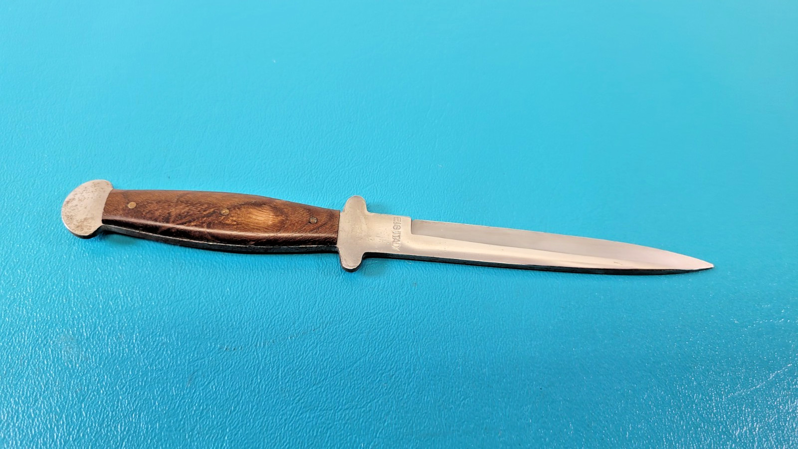 Vintage EIG Cutlery Italy Pig Sticker Style Boot Dagger Knife  c. 1950\'s  TR1909