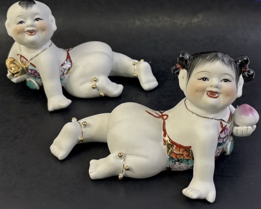 VTG Chinese Porcelain Piano Babies Boy Girl Pair Hand Painted Famille Rose Gilt