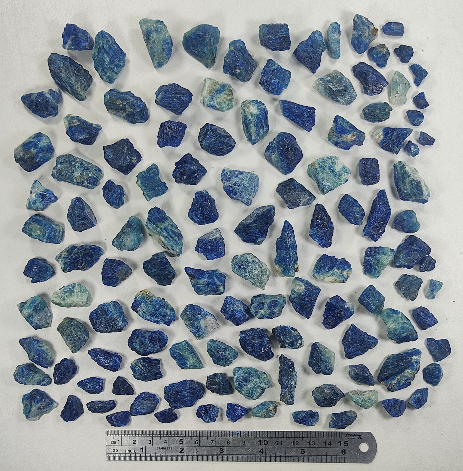 500 gm Stunning Lot Of Flourscent Sodalite Rough Crystals With Nice Color 