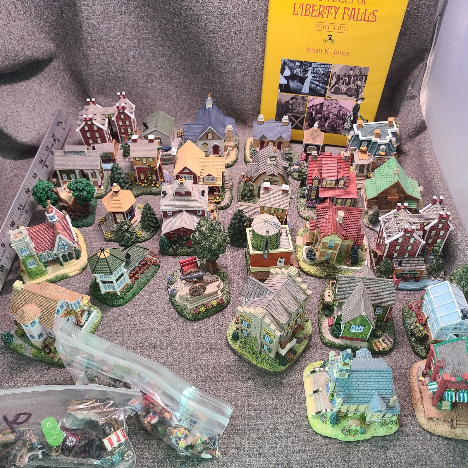 LOT OF 27 Liberty Falls Collection Houses/Accessories & 42 Pewter Figures +Book