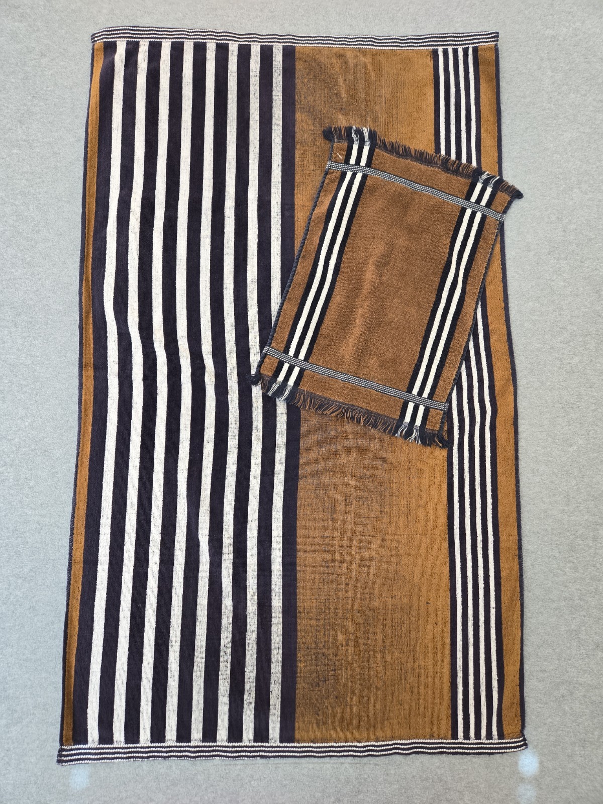 Vtg Fieldcrest Bath + Hand Towels Color Block Blue Brown Stripes  MCM Fringed