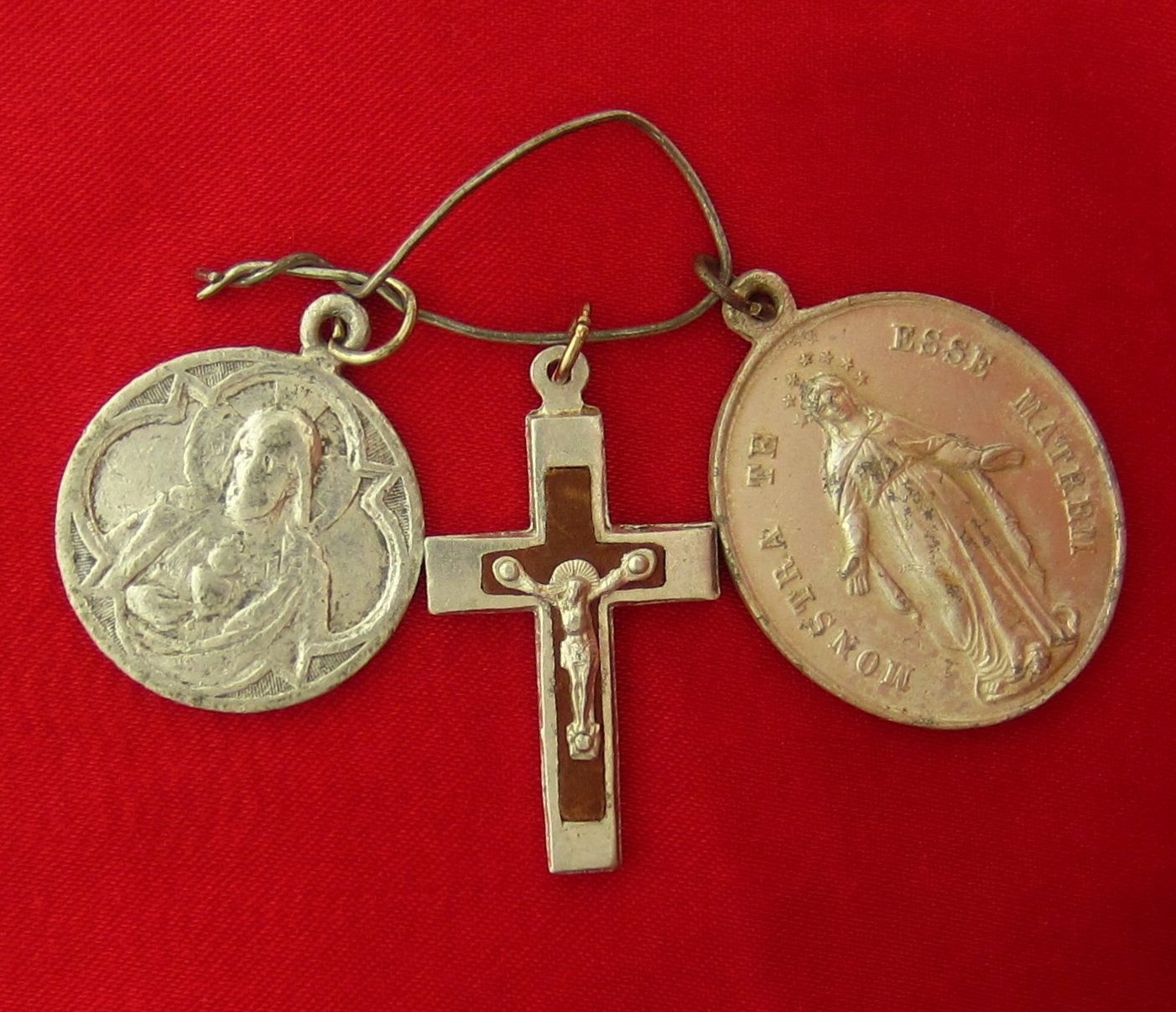 2 VINTAGE MEDALS & CRUCIFIX Religious Catholic Aluminum JESUS MARY Pendants