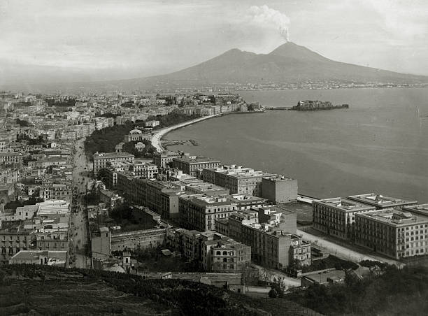 The city of Naples Bay of Naples and the \ The city of Naples Bay of Naples and the \