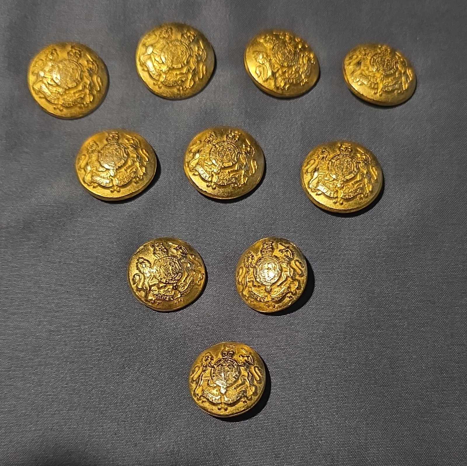 Set of 10 Vintage Gold Tone Blazer Buttons Royal Coat of Arms Crest (7L, 3S)