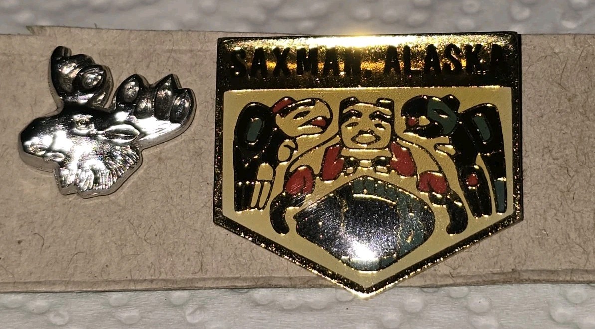 Vintage Saxman Alaska Enamel Souvenir Lapel Pin Gold Tone & Silver Tone Moose Vintage Saxman Alaska Enamel Souvenir Lapel Pin Gold Tone & Silver Tone Moose