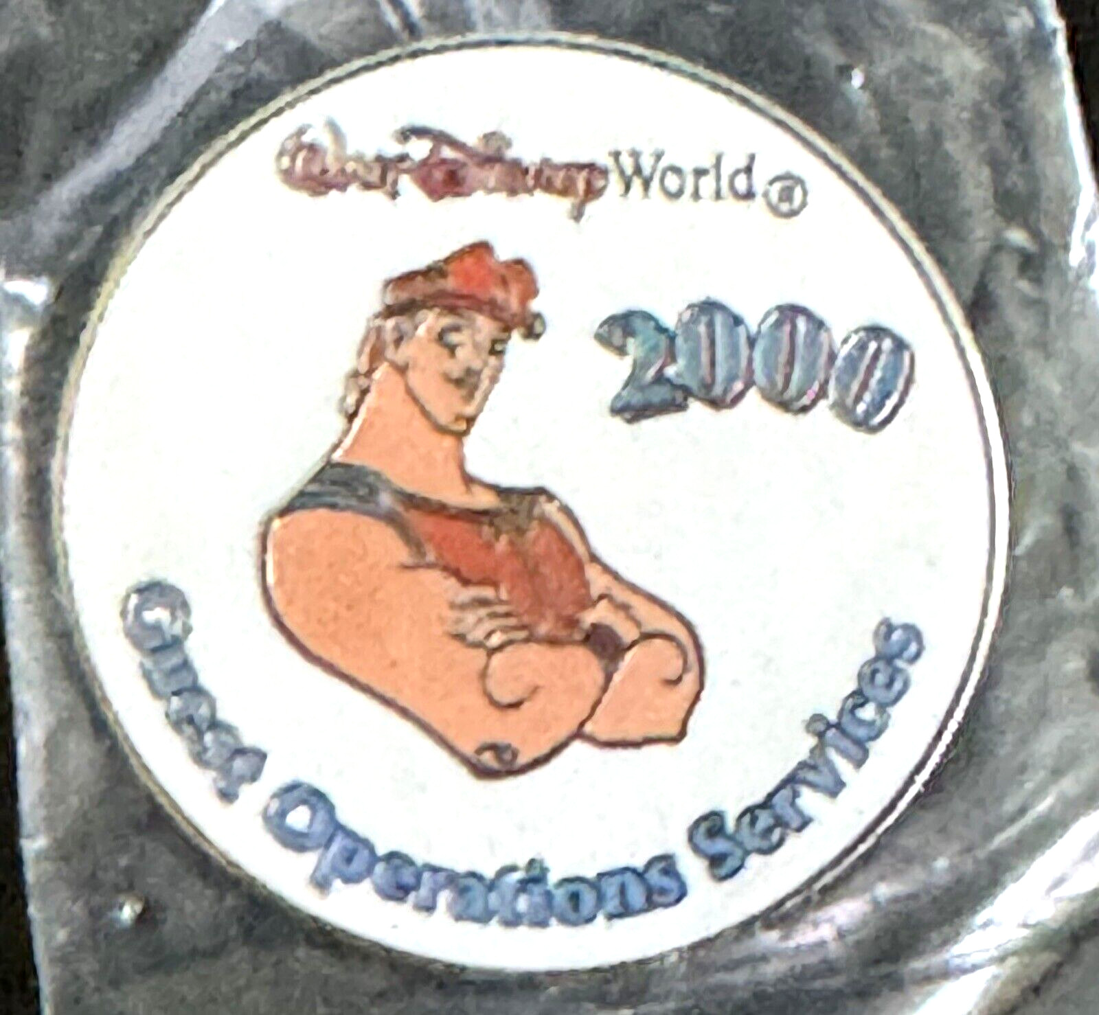 NEW SEALED VINTAGE 2000 HERCULES GUEST OPERATIONS SERVICES WALT DISNEY WORLD PIN